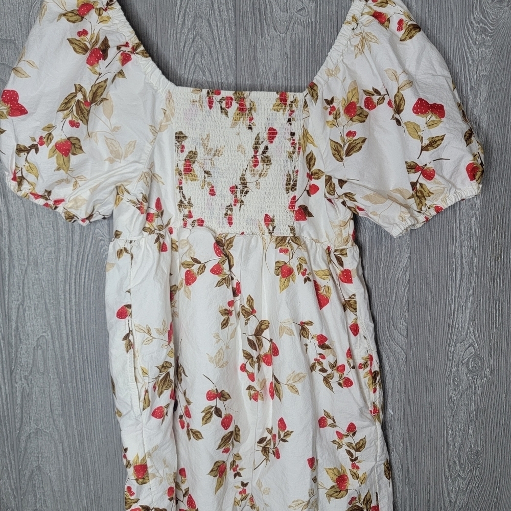 Old Navy White Floral Puff Sleeve Blouse - Picture 3 of 4